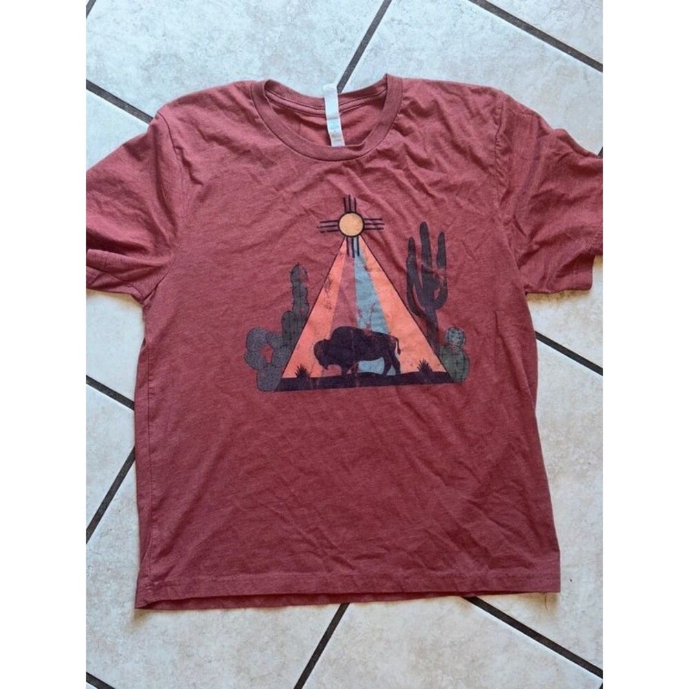 Women’s Teepee Buffalo Top Size Large
